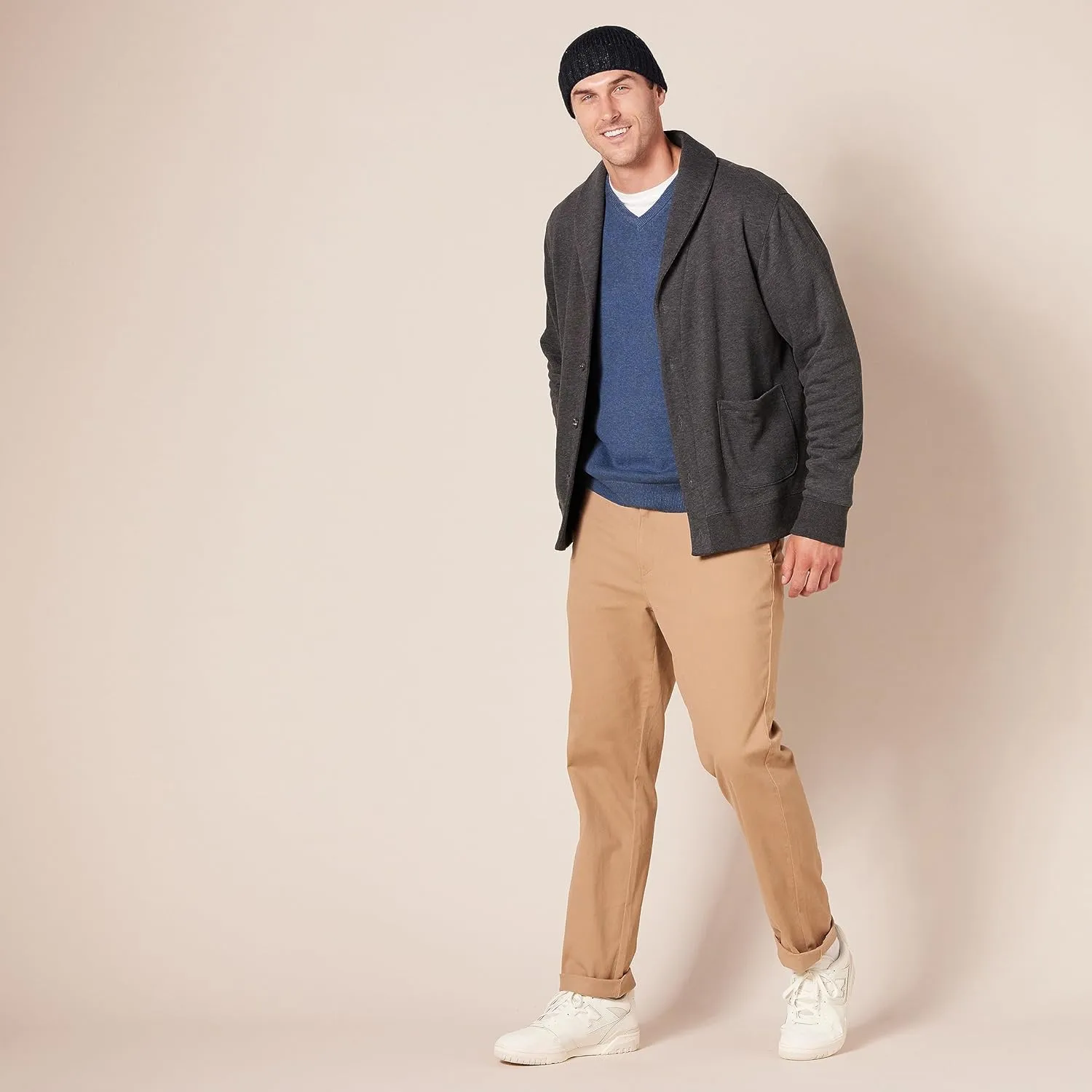 Amazon Essentials Men's V-Neck Sweater (Available in Big & Tall)