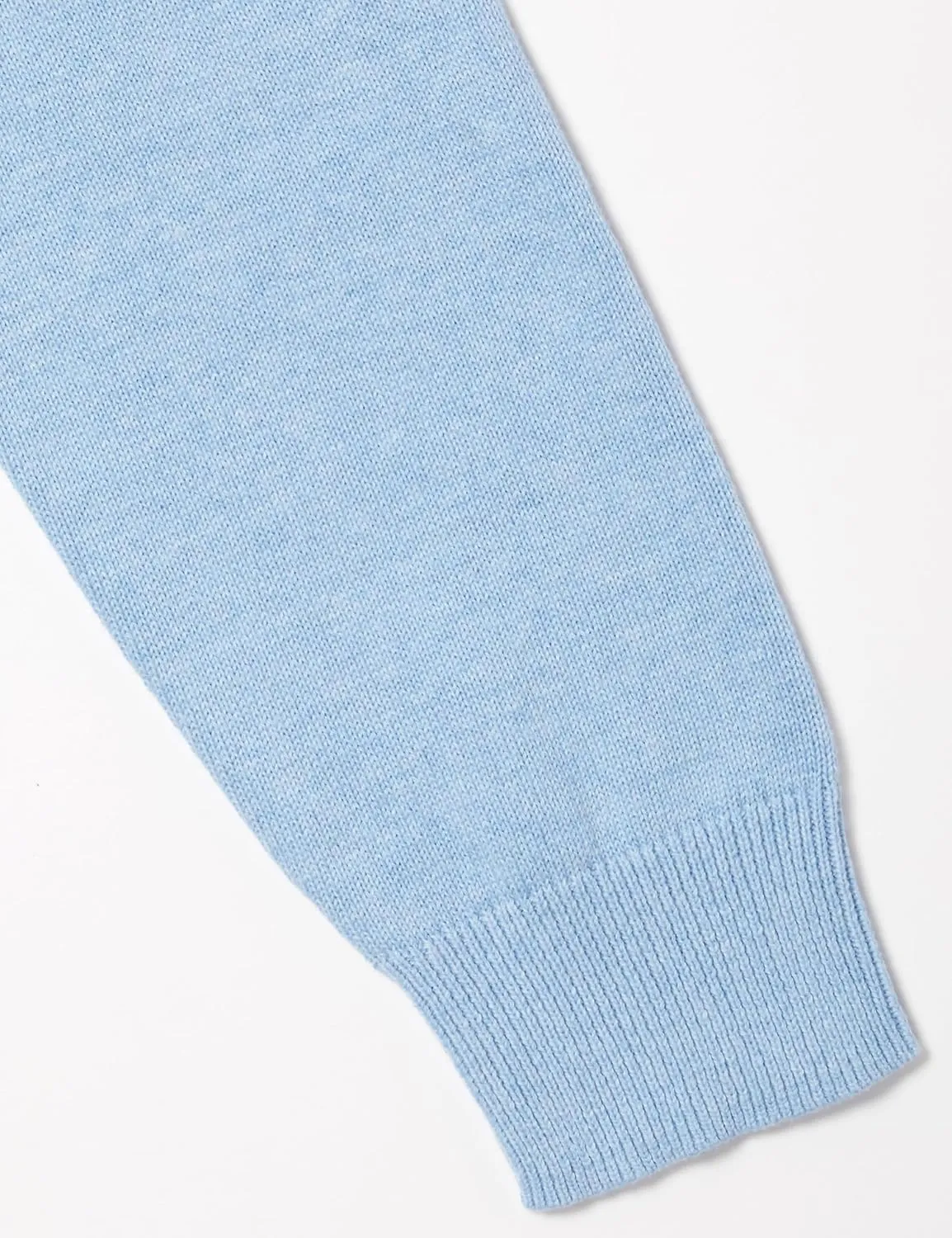Amazon Essentials Men's V-Neck Sweater (Available in Big & Tall)