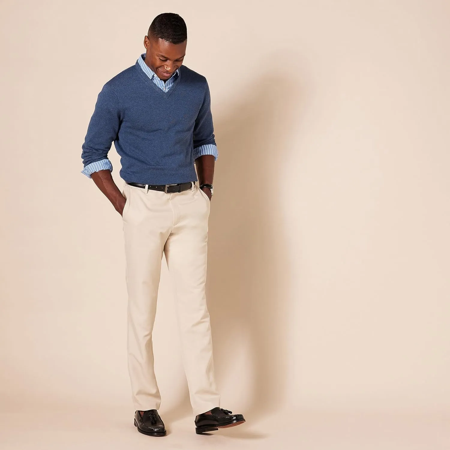 Amazon Essentials Men's V-Neck Sweater (Available in Big & Tall)