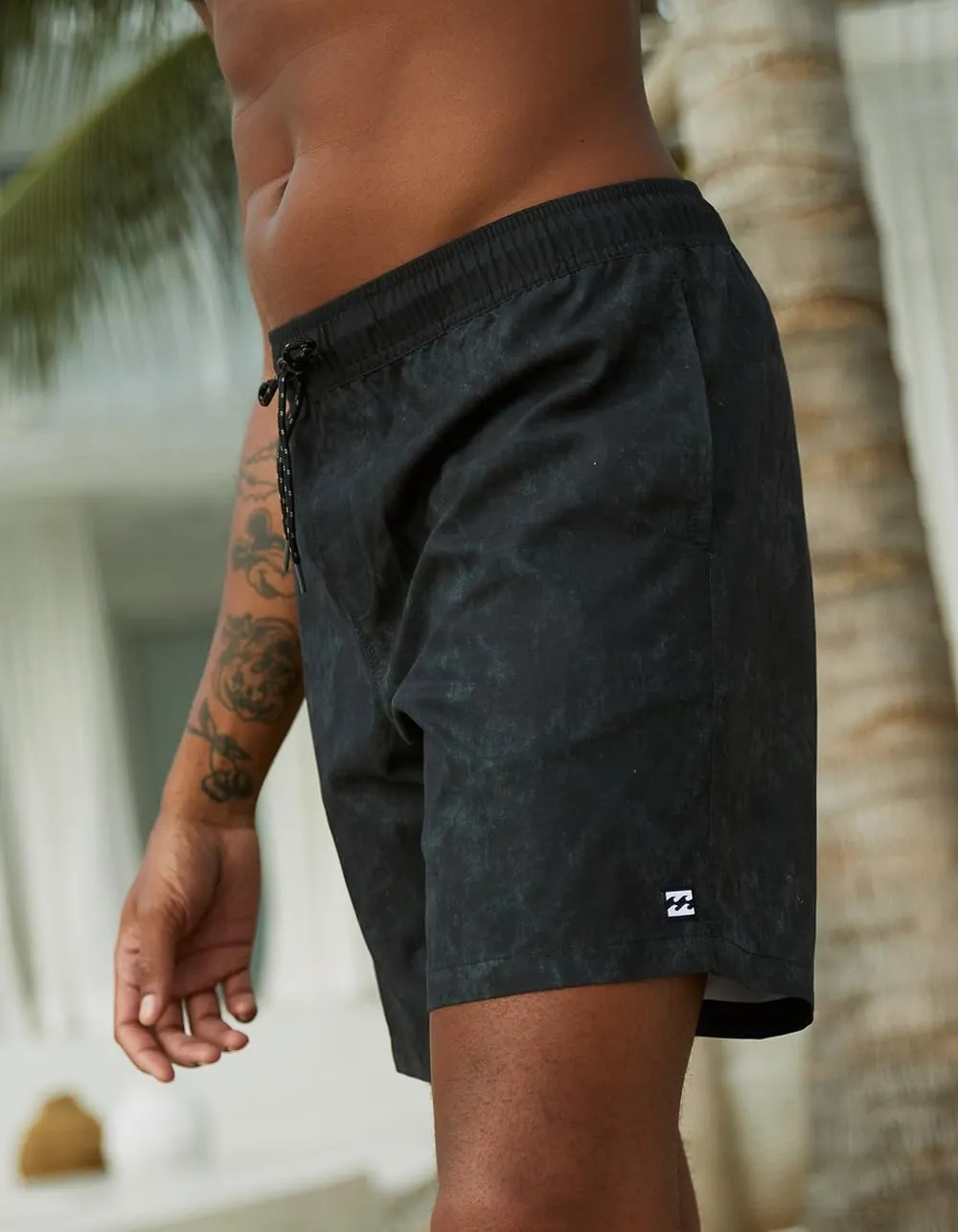BILLABONG Good Times Mens 17" Volley Shorts
