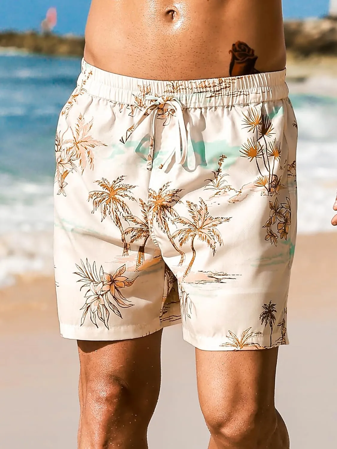 CUPSHE Men's Swim Trunks Board Shorts 5.5 Inch Inseam Mens Swim Shorts Bathing Suits with Drawstring, Side Pockets