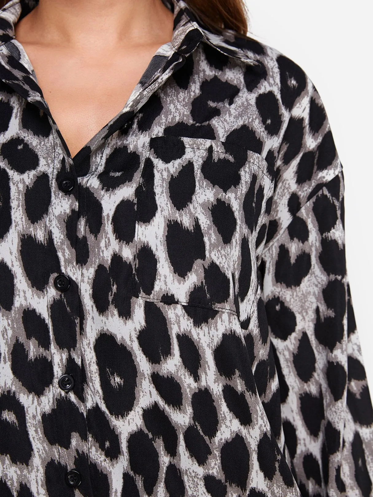 Custom Classic Collar Leopard Side Pockets Long Sleeve Blouses