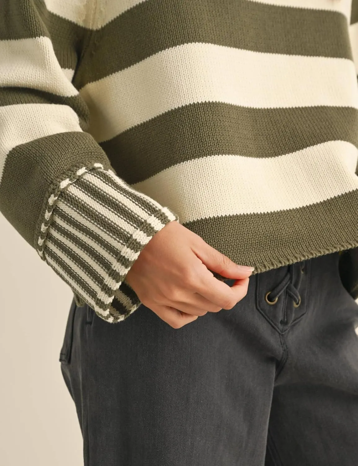Esmeling Women's Casual Loose Striped Sweater Fall Long Sleeve Crew Neck Knitted Pullover Tops