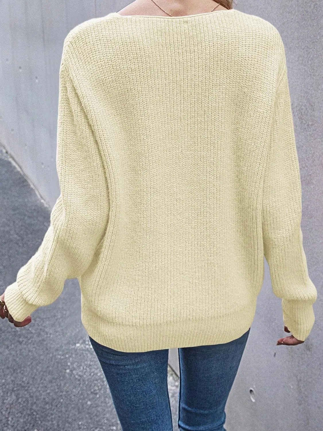 Eurivicy Women's Long Sleeve V Neck Pullover Tops Oversized Chunky Knitted Loose Jumper Sweaters