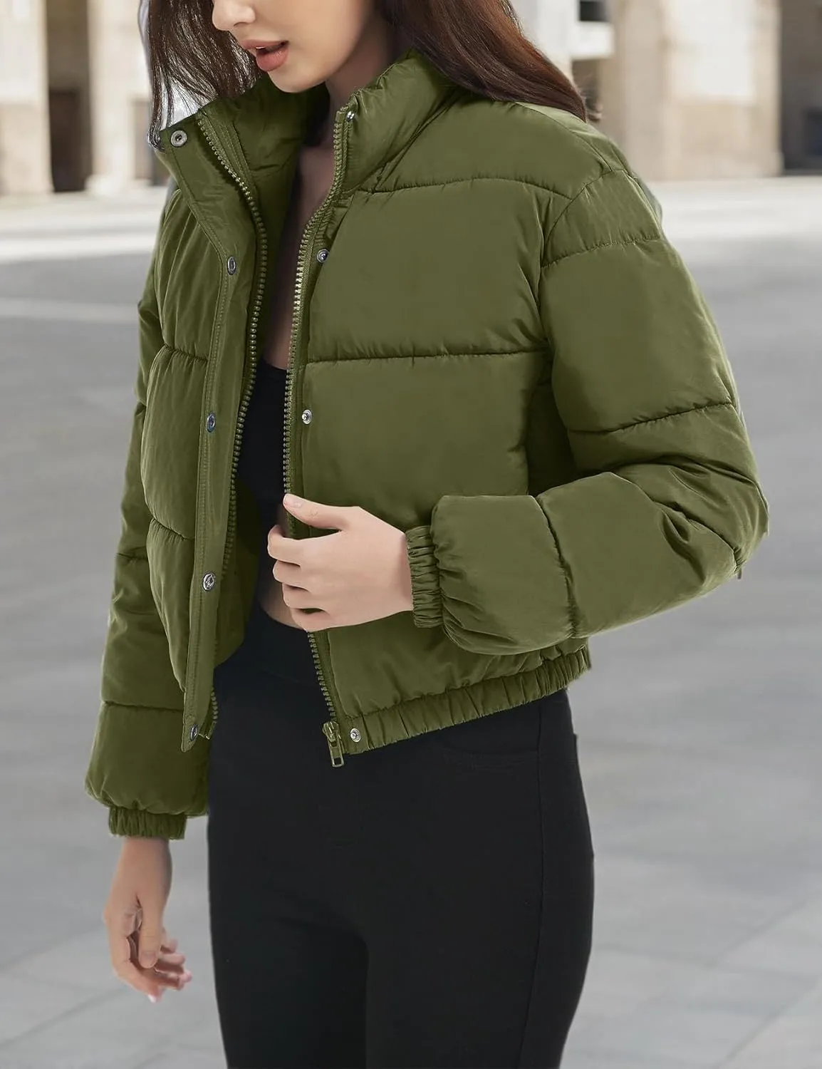 Flygo Womens Lightweight Quilted Jacket Long Sleeve Stand Collar Zipper Cropped Puffer Jacket Warm Winter Coat