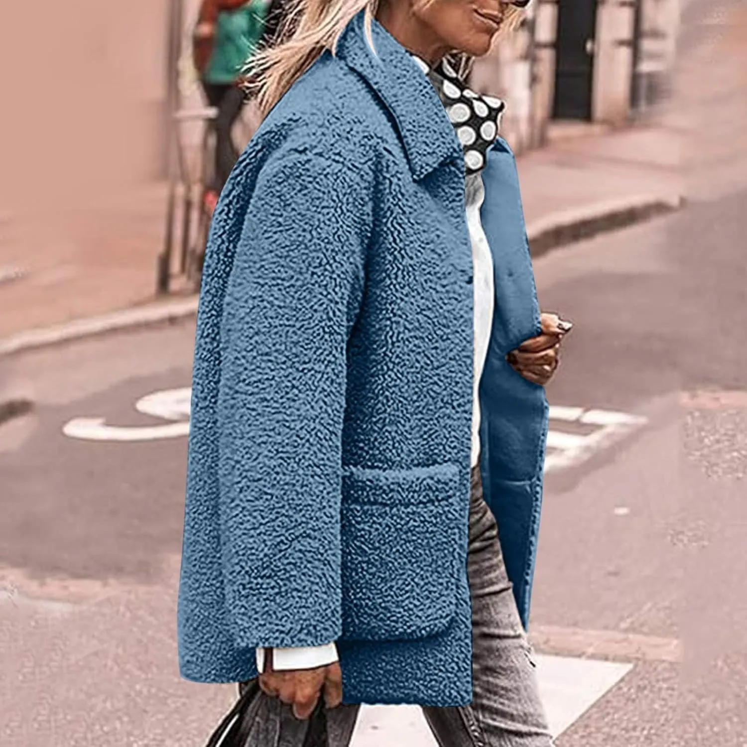 Fuzzy Fleece Jacket for Women Plus Size Button Down Lapel Sherpa Coats with Pocket Fluffy Winter Outerwear Warm Coat