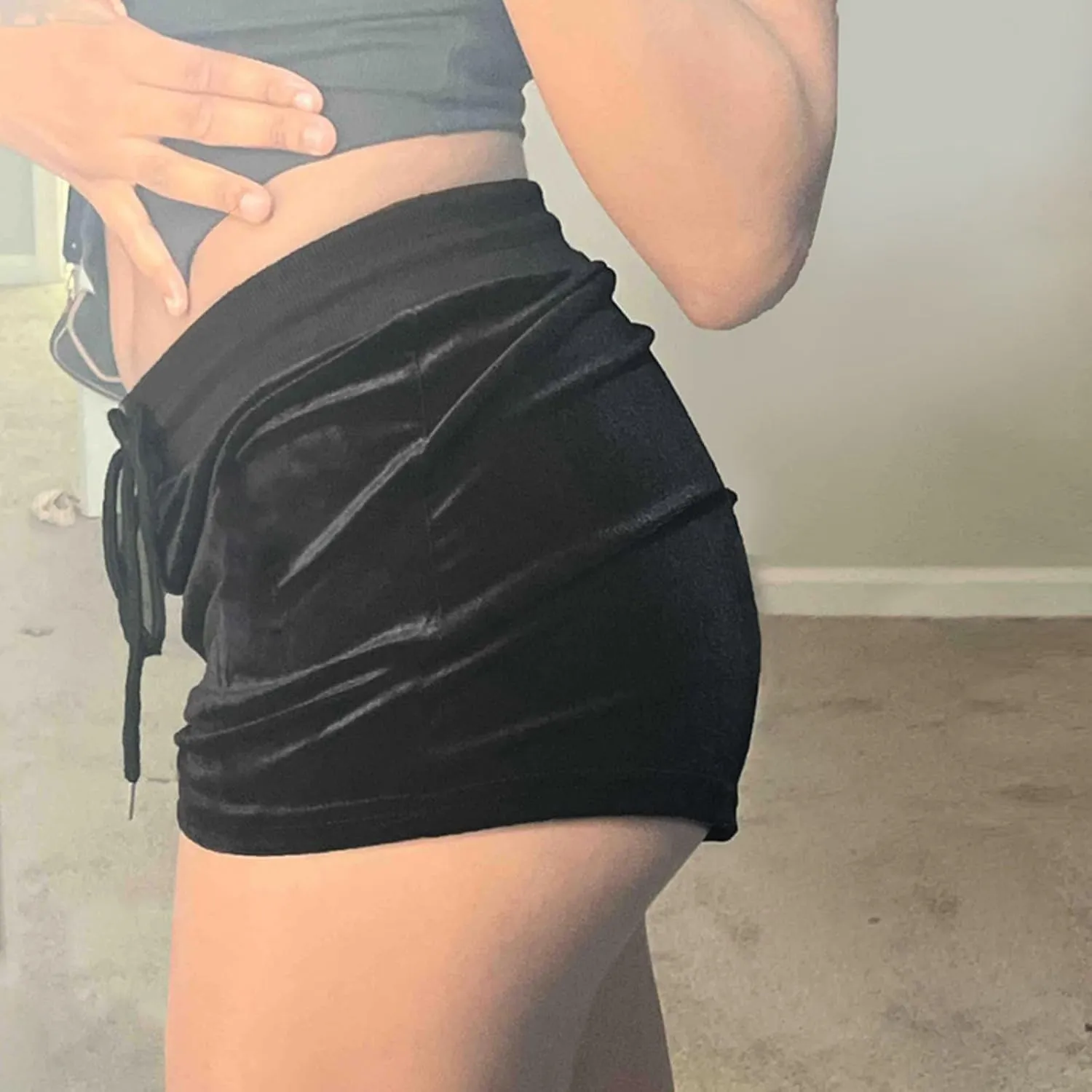Velvet Shorts for Women Goth Star Rhinestone Drawstring Waist Y2K Aesthetic Clubwear Sexy Stretchy Hot Pants